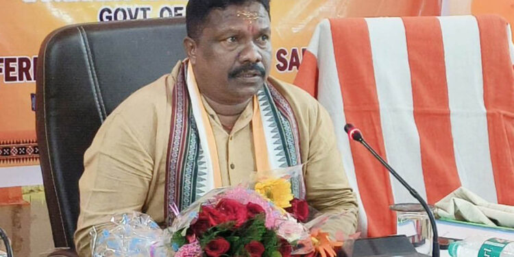 ଧାର୍ଯ୍ୟ ସମୟରେ ପ୍ରକଳ୍ପ କାର୍ଯ୍ୟ ସାରିବାକୁ ନିର୍ଦ୍ଦେଶ ଦେଲେ ଗ୍ରାମ୍ୟ ଉନ୍ନୟନ ମନ୍ତ୍ରୀ ରବିନାରାୟଣ ନାଏକ