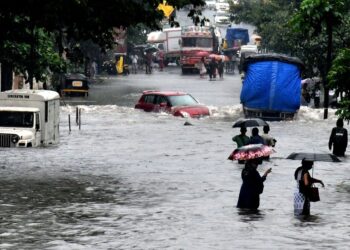 ଲଗାଣ ବର୍ଷା, ସୃଷ୍ଟି ହେଲା ବନ୍ୟା ସ୍ଥିତି