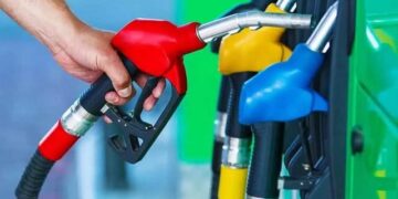 ପାକିସ୍ତାନରେ ପେଟ୍ରୋଲ ଏବଂ ଡିଜେଲ ଦରରେ ବୃଦ୍ଧି