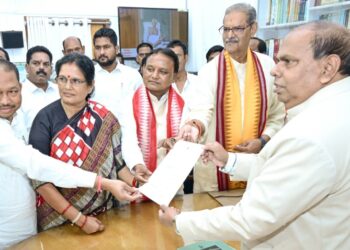 ଉପବାଚସ୍ପତି ପାଇଁ ପ୍ରାର୍ଥୀପତ୍ର ଦାଖଲ କଲେ ଭବାନୀ ଭୋଇ