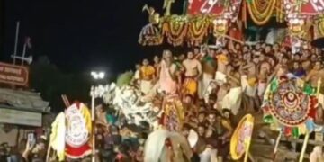 ଆଡପ ମଣ୍ଡପ ବିଜେ ବେଳେ ବଡ ଅଘଟଣ, ଚାରମାଳ ଉପରେ ଖସିପଡିଲେ ବଡ ଠାକୁର