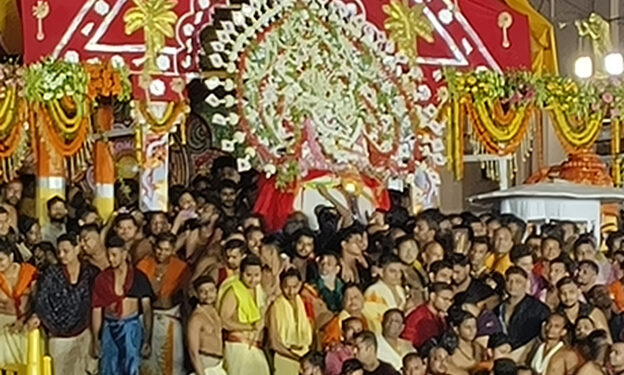 ନୀଳକନ୍ଦରକୁ ବାହୁଡିଲେ ନିଳାଦ୍ରୀ ନାଥ