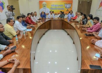 ଓଡିଶାରେ ବିଜେପିର ବରିଷ୍ଠ ନେତା ଅରୁଣ ସିଂ, ରାଜ୍ୟ କର୍ମକର୍ତ୍ତାଙ୍କ ବୈଠକରେ ଫୁଙ୍କିଲେ ମନ୍ତ୍ର