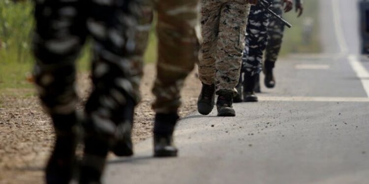 ପାଟ୍ରୋଲିଂ ଟିମ୍ ଉପରେ ଗୁଳିବର୍ଷା: ସିଆରପିଏଫ୍ ଯବାନ ସହିଦ୍