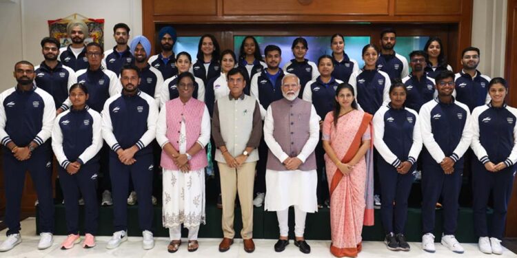 ପ୍ୟାରିସ ଅଲିମ୍ପିକ୍ସକୁ ଯାଉଥିବା ଭାରତୀୟ ଦଳକୁ ଭେଟିଲେ ପିଏମ ମୋଦୀ