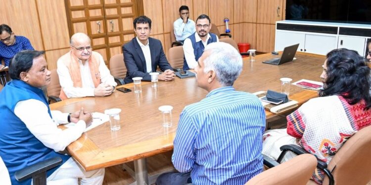 ଓଡିଶା ପାଇଁ ପ୍ରସ୍ତୁତ ହେବ ଭିଜନ ଡକ୍ୟୁମେଣ୍ଟ ୨୦୩୬, ମୁଖ୍ୟମନ୍ତ୍ରୀଙ୍କ ସହ ନୀତି ଆୟୋଗ ସିଇଓଙ୍କ ଆଲୋଚନା