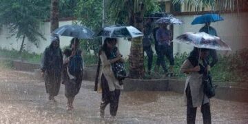 ବର୍ଷା: ୪ ଜିଲ୍ଲାପାଳଙ୍କୁ ସତର୍କ ରହିବାକୁ ଏସ୍‌ଆର୍‌ସିଙ୍କ ନିର୍ଦ୍ଦେଶ