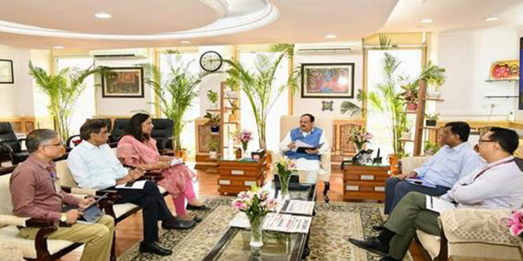 ମଙ୍କିପକ୍ସ ସ୍ଥିତି ଏବଂ ପ୍ରସ୍ତୁତିର ସମୀକ୍ଷା କଲେ କେନ୍ଦ୍ର ସ୍ୱାସ୍ଥ୍ୟ ଓ ପରିବାର କଲ୍ୟାଣ ମନ୍ତ୍ରୀ