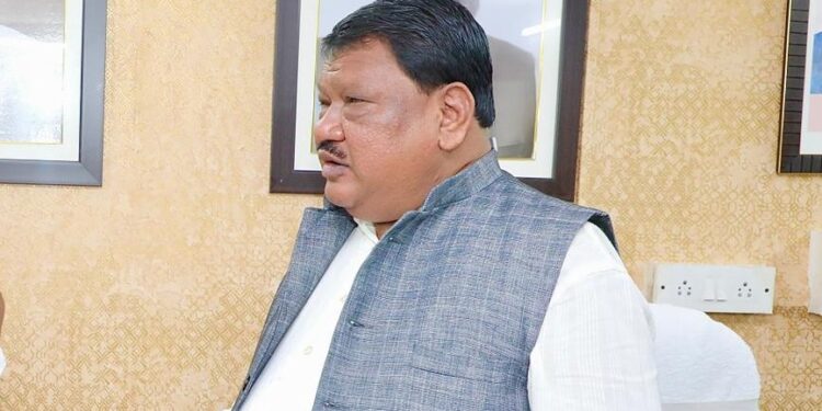 ପୁଣି କେନ୍ଦ୍ରମନ୍ତ୍ରୀ ଜୁଏଲ ଓରାମଙ୍କ ସ୍ବାସ୍ଥ୍ୟ ଖରାପ, ଦିଲ୍ଲୀ ଏମସରେ ଭର୍ତ୍ତି