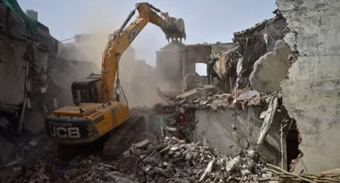 ସାଲିଆସାହିରେ ବୁଲିଲା ବୁଲଡୋଜର