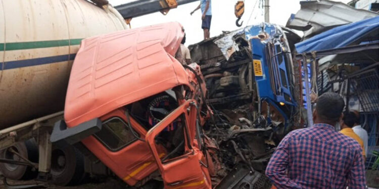 ମର୍ମନ୍ତୁଦ ସଡକ ଦୁର୍ଘଟଣା, ୫ ମୃତ