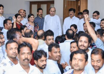 କେନ୍ଦ୍ରାପଡ଼ା ଜିଲ୍ଲାପରିଷଦ ଅଧ୍ୟକ୍ଷ ପଦ ବଜାୟ ରଖିଲା ବିଜେଡି, ନବୀନ ପଟ୍ଟନାୟକଙ୍କୁ କଲେ ସାକ୍ଷାତ