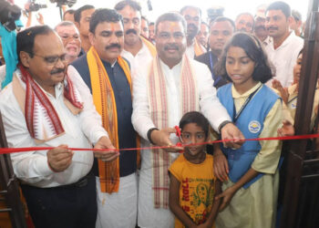 ୧୦ଟି ବିକାଶମୂଳକ ପ୍ରକଳ୍ପର ଲୋକାର୍ପଣ ଓ ଶିଳାନ୍ୟାସ କଲେ କେନ୍ଦ୍ରମନ୍ତ୍ରୀ