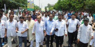 ରାଜଭବନ ସମ୍ମୁଖରେ ବିଜେଡିର ବିକ୍ଷୋଭ