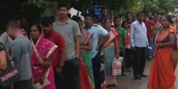 ଆଧାରକାର୍ଡ ସଂଶୋଧନ ପାଇଁ ଦଳାଚକଟା