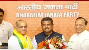 ପଦ୍ମ ଧରିଲେ ସୁଜିତ