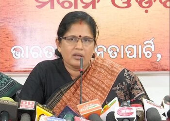 ସୁଲୋଚନାଙ୍କୁ କଡ଼ା କାଉଣ୍ଟର କଲେ ଉପମୁଖ୍ୟମନ୍ତ୍ରୀ ପ୍ରଭାତୀ ପରିଡ଼ା