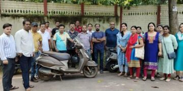 ସତ୍ୟନଗର ଜାଭିୟର୍ସ ସ୍କୁଲ୍ କର୍ତ୍ତୃପକ୍ଷଙ୍କ ବେଆଇନ୍ ଭାବେ ସ୍କୁଲ୍ ସ୍ଥାନାନ୍ତରିତ କରିବାକୁ ନେଇ ଅଭିଭାବକମାନଙ୍କ ଆନ୍ଦୋଳନ