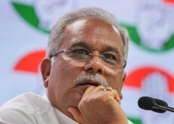 ପୂର୍ବତନ ମୁଖ୍ୟମନ୍ତ୍ରୀଙ୍କ ବିବାଦୀୟ ବିବୃତ୍ତି: ସନାତନ ଧର୍ମକୁ ଦର୍ଶାଇ ବିଜେପିକୁ କଲେ କଟାକ୍ଷ