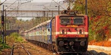 ଟ୍ରେନ୍‌ରୁ ଖସି ମା’ ଓ ଶିଶୁ କନ୍ୟାର ହାତ ଓ ଗୋଡ଼ କଟିଲା