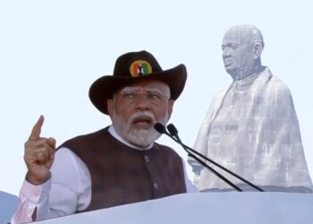 ରାଷ୍ଟ୍ରୀୟ ଏକତା ଦିବସରେ ବର୍ଷିଲେ ମୋଦି, କହିଲେ- ଭାରତ ସହ ଲାଗିଲେ ଛାଡ଼ିବୁନି