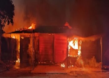 ଦୀପାବଳିରେ ଅଘଟଣ, ଜଳିଗଲା ୬୬ ଦୋକାନ