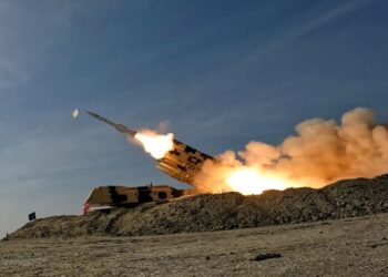 ଇସ୍ରାଏଲ ଉପରେ ଇରାନ୍‌ର ମିସାଇଲ ବର୍ଷା, ଧମକ ଦେଲା ଆମେରିକା