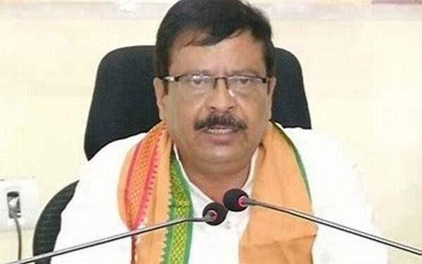 ରାଜସ୍ୱମନ୍ତ୍ରୀଙ୍କ ସୂଚନା: ଶିଳ୍ପ ଭିତ୍ତିଭୂମି,ପରିବେଶ ସୁରକ୍ଷା ନେଇ ଖୁବ୍‌ଶୀଘ୍ର ମାର୍ଗଦର୍ଶିକା