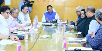 ବାତ୍ୟା ଦାନା ସମୀକ୍ଷା, ନଭେମ୍ବର ୨ ସୁଦ୍ଧା କ୍ଷୟକ୍ଷତି ରିପୋର୍ଟ ଦେବାକୁ ମୁଖ୍ୟମନ୍ତ୍ରୀଙ୍କ ନିର୍ଦ୍ଦେଶ