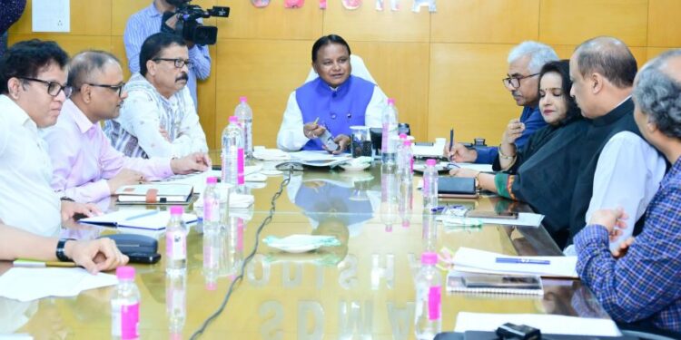 ବାତ୍ୟା ଦାନା ସମୀକ୍ଷା, ନଭେମ୍ବର ୨ ସୁଦ୍ଧା କ୍ଷୟକ୍ଷତି ରିପୋର୍ଟ ଦେବାକୁ ମୁଖ୍ୟମନ୍ତ୍ରୀଙ୍କ ନିର୍ଦ୍ଦେଶ