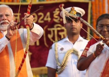 ରାଷ୍ଟ୍ରପତି, ପ୍ରଧାନମନ୍ତ୍ରୀ ମାରିଲେ ତୀର, ରାବଣ ପୋଡି ଛାରଖାର