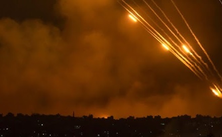 ବୋମାମାଡ଼ରେ ଥରିଲା ତେହରାନ୍