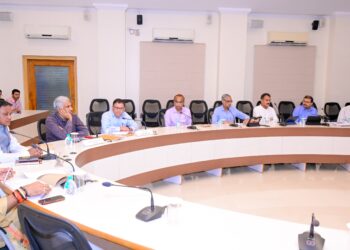 ରାଜ୍ୟର ବିଦ୍ୟୁତ ବ୍ୟବସ୍ଥା ସମ୍ପର୍କରେ ମୁଖ୍ୟମନ୍ତ୍ରୀଙ୍କ ସମୀକ୍ଷା: ୧୦ ହଜାର ମେଗାୱାଟ୍ ଉତ୍ପାଦନ ପାଇଁ ରୋଡମ୍ୟାପ ପ୍ରସ୍ତୁତ ନିର୍ଦ୍ଦେଶ