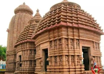 ତାରାତାରିଣୀ ମନ୍ଦିରରୁ ଲକ୍ଷାଧିକ ଟଙ୍କା ଓ ଅଳଙ୍କାର ଚୋରି