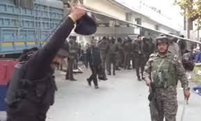 ସିଆରପିଏଫ୍‌ ବଙ୍କର ଉପରେ ଗ୍ରେନେଡ ଆକ୍ରମଣ: ୧୨ ସାଧାରଣ ନାଗରିକ ଆହତ