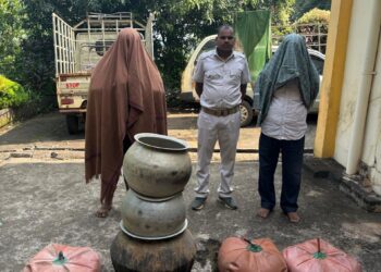22 liters of liquor seized