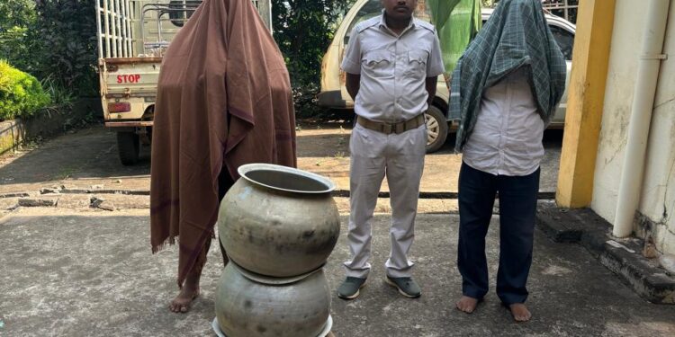 22 liters of liquor seized