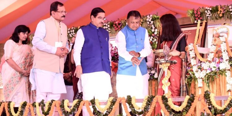 ଭୁବନେଶ୍ବରରେ ଜନଜାତୀୟ ଗୌରବ ଦିବସ, ୧୫୩୫ କୋଟି ଟଙ୍କାର ପ୍ରକଳ୍ପର ଶୁଭାରମ୍ଭ କଲେ ମୁଖ୍ୟମନ୍ତ୍ରୀ