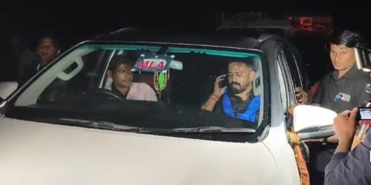 ଧର୍ମଶାଳା ବିଧାୟକ ହିମାଂଶୁଙ୍କୁ ଆକ୍ରମଣ