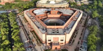 ବଦଳିବ ୬୫ ବର୍ଷ ପୁରୁଣା ଆଇନ୍ : କେନ୍ଦ୍ର ଆଣିବ ସାଂସଦଙ୍କ ଅଯୋଗ୍ୟତା ସମ୍ପର୍କିତ ନୂଆ ଡ୍ରାଫ୍ଟ ବିଲ୍‌