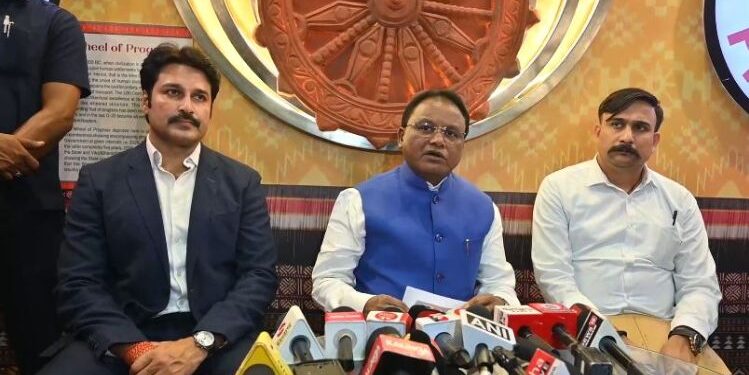 ଭାରତ ଅନ୍ତର୍ଜାତୀୟ ବାଣିଜ୍ୟ ମେଳା ମଞ୍ଚରେ ମୁଖ୍ୟମନ୍ତ୍ରୀଙ୍କ ଦୃଢ଼ୋକ୍ତି: ଭାରତର ବିକାଶ ରେଳରେ ପ୍ରଥମ ବଗି ହେବ ଓଡ଼ିଶା