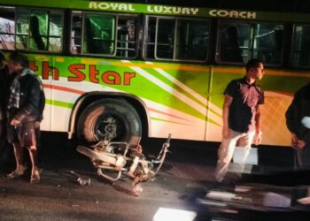 ଚୌଧୁରୀ ଯାତ୍ରୀବାହି ବସକୁ ଓଭରଟେକ୍‌ କରି ଦୁଇ ବାଇକ ମୁହାଁମୁହିଁ ଧକ୍କା, ୨ ମୃତ