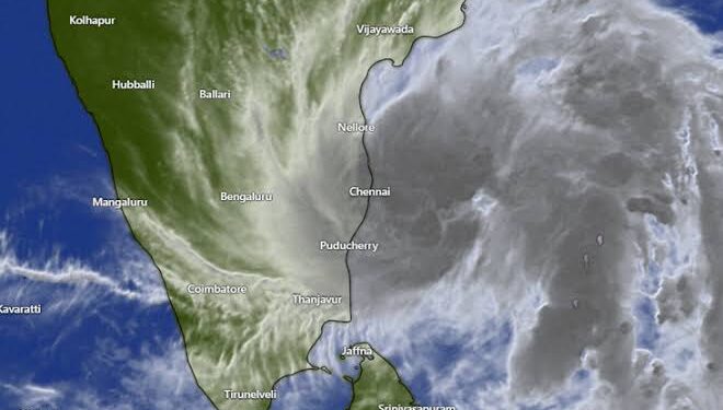 ମାଡ଼ିଆସୁଛି ବାତ୍ୟା ଫେଙ୍ଗାଲ