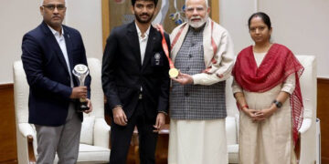 ପ୍ରଧାନମନ୍ତ୍ରୀଙ୍କୁ ଭେଟିଲେ ଚେସ୍ ଚାମ୍ପିଅନ୍ ଗୁକେଶ ଡି