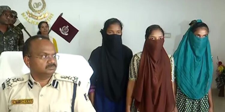 ୩ ମହିଳା ନକ୍ସଲ ଗିରଫ