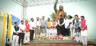 କଟକରେ ଅଟଳଙ୍କ ବ୍ରୋଞ୍ଜ ପ୍ରତିମୂର୍ତ୍ତି ସ୍ଥାପନ