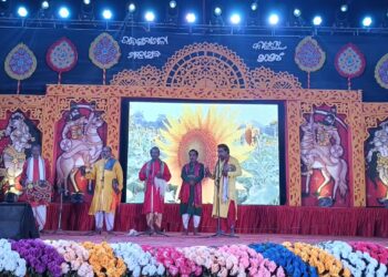 ରାଜସୁନାଖଳା ମହୋତ୍ସବ କାଉଁରୀର ଦ୍ଵିତୀୟ ସନ୍ଧ୍ୟାରେ ମନମୋହିଲା ଢୋଲ ମହୁରୀ
