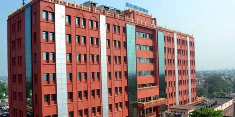 ଓଡ଼ିଶା ପୁଲିସରେ ଡ୍ରାଇଭର ନିଯୁକ୍ତି ମାମଲା: ବୟସସୀମା କୋହଳ କରିବାକୁ ହାଇକୋର୍ଟଙ୍କ ନିର୍ଦ୍ଦେଶ