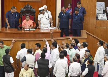 ମିଶନ ଶକ୍ତି ମହିଳାଙ୍କ ବକେୟା ଦରମା ପ୍ରସଙ୍ଗ: ବିରୋଧୀଙ୍କ ହଙ୍ଗମା, ଗୃହ ଅଚଳ