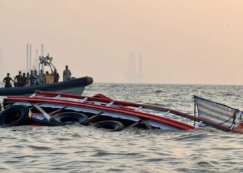 ବୁଡ଼ିଲା ଡଙ୍ଗା, ଗଲା ୧୩ ଜୀବନ